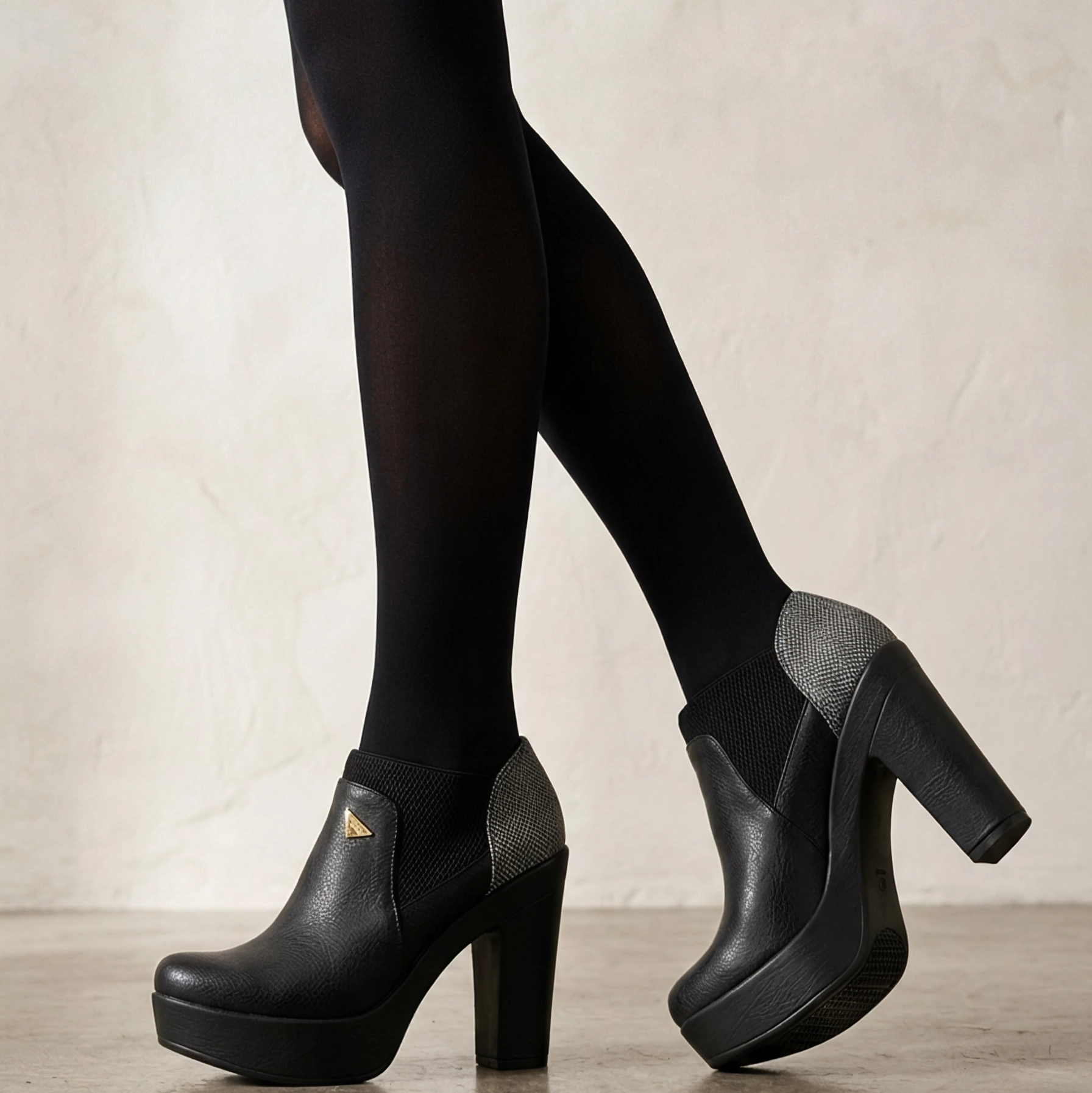 ZAPATO NEGRO P504